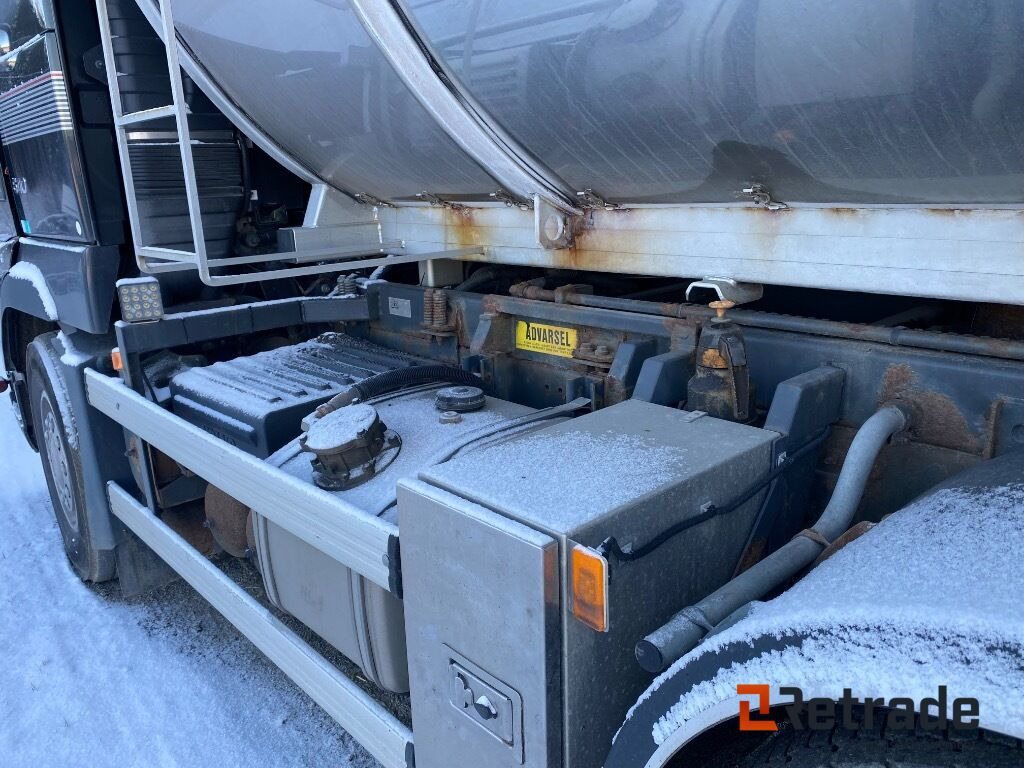 Volvo FH16,2012. Eu godkjent 6x2 asfaltbil - Répandeuse: photos 3 Volvo FH16,2012. Eu godkjent 6x2 asfaltbil - Répandeuse: photos 3