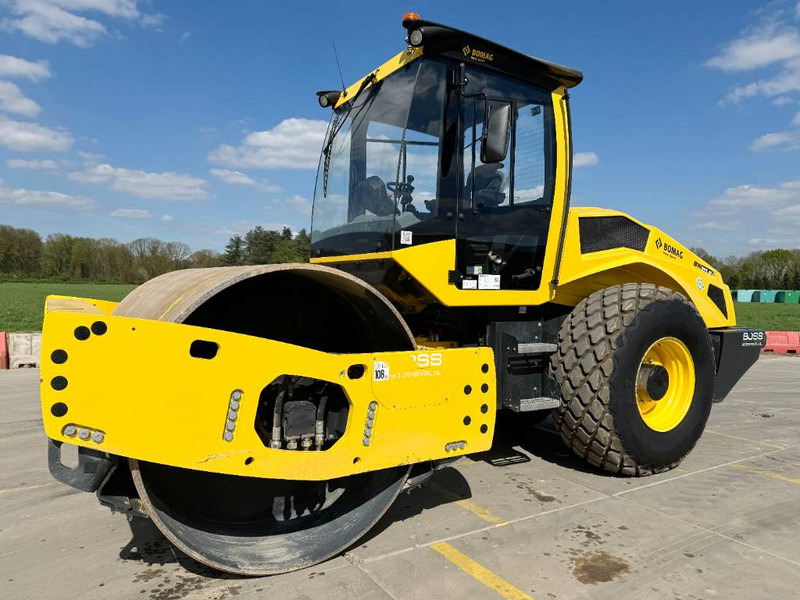 Bomag BW213D-5 - New / Unused / CE Certifed - Compacteur: photos 2 Bomag BW213D-5 - New / Unused / CE Certifed - Compacteur: photos 2