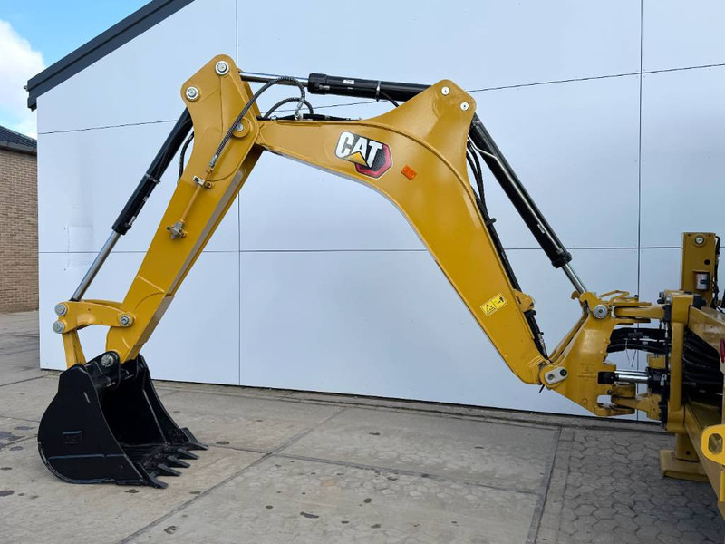 Tractopelle neuf Cat 424 4WD - Hammer Lines / Airco / Side Shift: photos 17