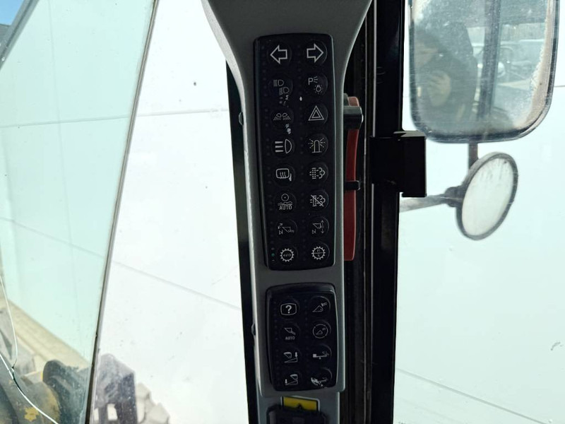 Chargeuse sur pneus Cat 950K - German Machine / New Michelin Tyres!: photos 12