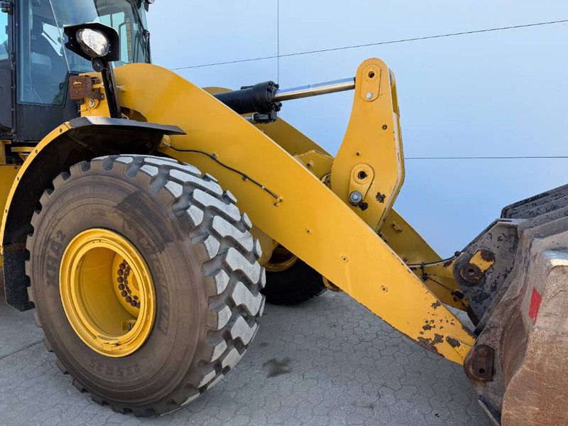Chargeuse sur pneus Cat 950M - New Michelin Tyres / German Machine: photos 16
