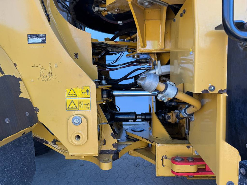 Chargeuse sur pneus Cat 950M - New Michelin Tyres / German Machine: photos 17