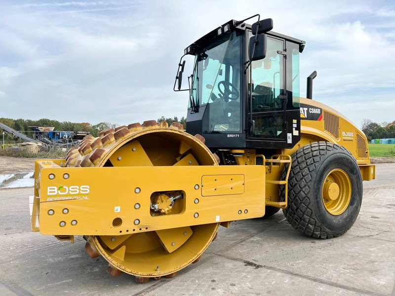 Cat CS66B - CE Certified / Low Hours / Padfoot - Compacteur: photos 2 Cat CS66B - CE Certified / Low Hours / Padfoot - Compacteur: photos 2