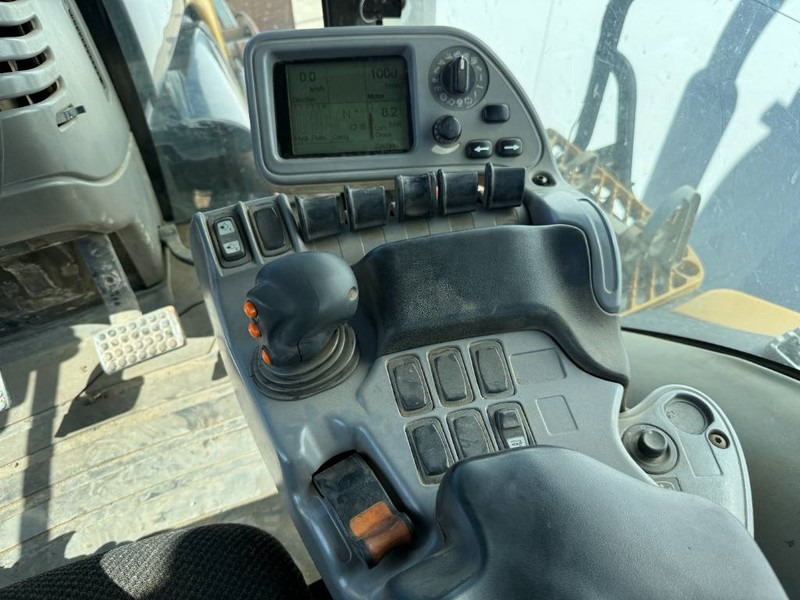 Tracteur à chenilles Cat Challenger MT865B - German Machine / Front Blade: photos 11 Tracteur à chenilles Cat Challenger MT865B - German Machine / Front Blade: photos 11