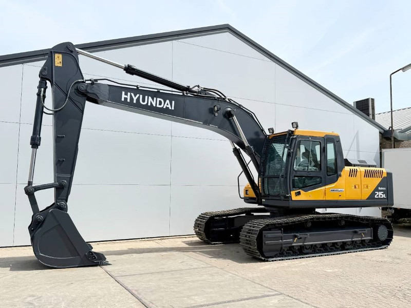 Hyundai R215L Smart Plus *2025 Model* - New / Unused - Pelle sur chenille: photos 2 Hyundai R215L Smart Plus *2025 Model* - New / Unused - Pelle sur chenille: photos 2