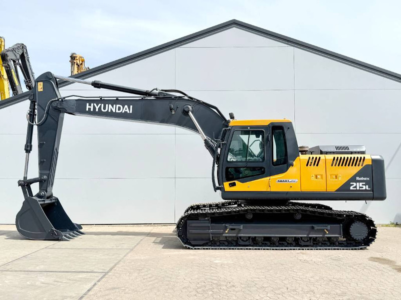 Hyundai R215L Smart Plus *2025 Model* - New / Unused - Pelle sur chenille: photos 1 Hyundai R215L Smart Plus *2025 Model* - New / Unused - Pelle sur chenille: photos 1
