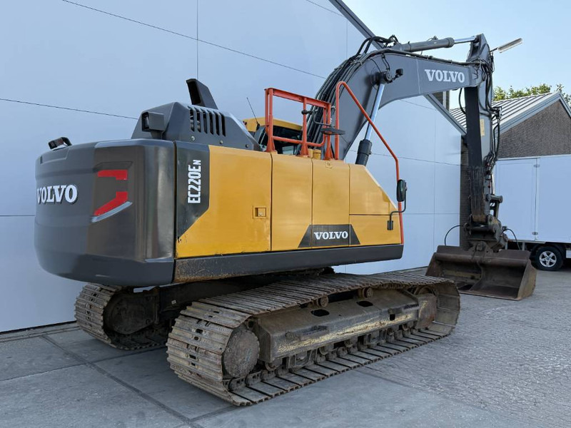 Volvo EC220EN - German Machine / Tilting Bucket - Pelle sur chenille: photos 5 Volvo EC220EN - German Machine / Tilting Bucket - Pelle sur chenille: photos 5