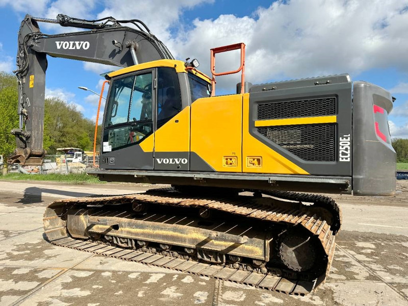 Volvo EC250EL - Dutch Machine / Quick Coupler - Pelle sur chenille: photos 3 Volvo EC250EL - Dutch Machine / Quick Coupler - Pelle sur chenille: photos 3
