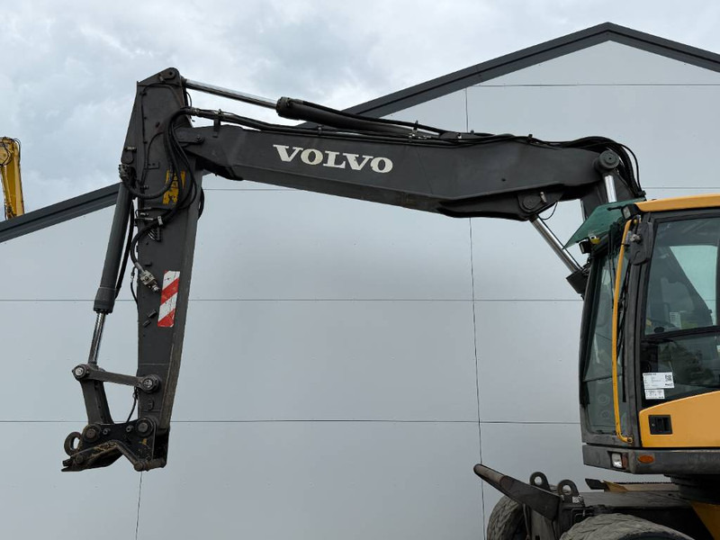 Pelle sur pneus Volvo EW180C - Dutch Machine / Triple Boom: photos 12