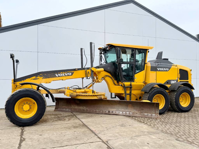 Volvo G960C - 4.88m Blade / EPA Certified / Camera - Niveleuse: photos 1 Volvo G960C - 4.88m Blade / EPA Certified / Camera - Niveleuse: photos 1