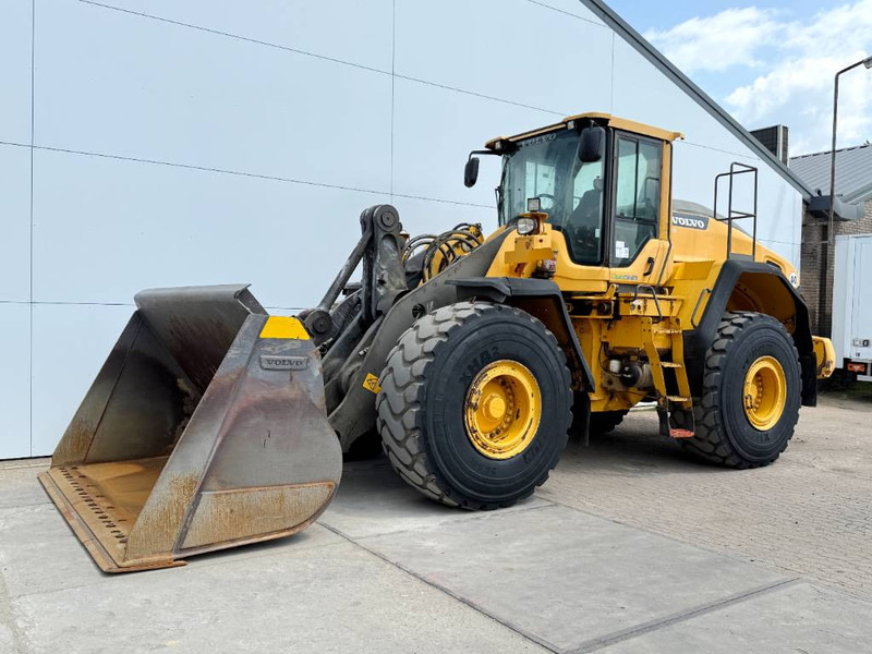 Volvo L150H - German Machine / 3rd Function - Chargeuse sur pneus: photos 2 Volvo L150H - German Machine / 3rd Function - Chargeuse sur pneus: photos 2