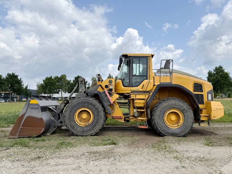 Volvo L180H - German Machine / Automatic Greasing - Chargeuse sur pneus: photos 1 Volvo L180H - German Machine / Automatic Greasing - Chargeuse sur pneus: photos 1