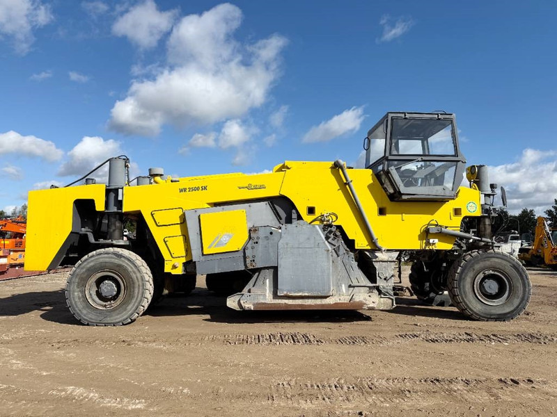 Wirtgen WR2500SK - Dutch Machine / Extra Miller and Tires - Travaux routiers: photos 5 Wirtgen WR2500SK - Dutch Machine / Extra Miller and Tires - Travaux routiers: photos 5