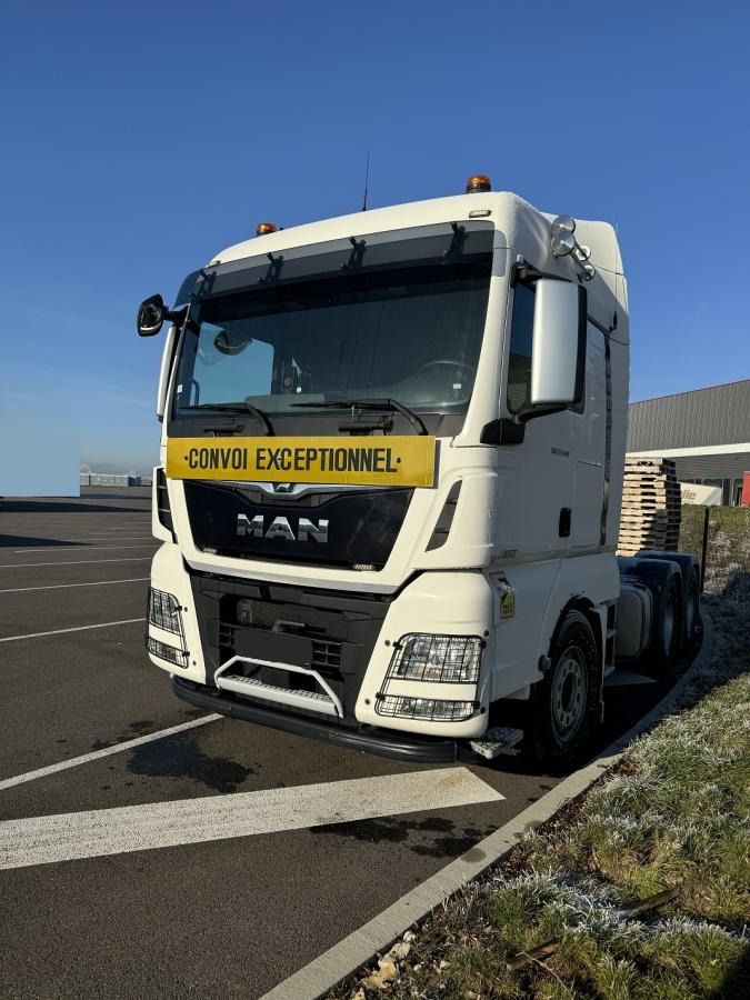 MAN TGX 33.640 - Tracteur routier: photos 1 MAN TGX 33.640 - Tracteur routier: photos 1