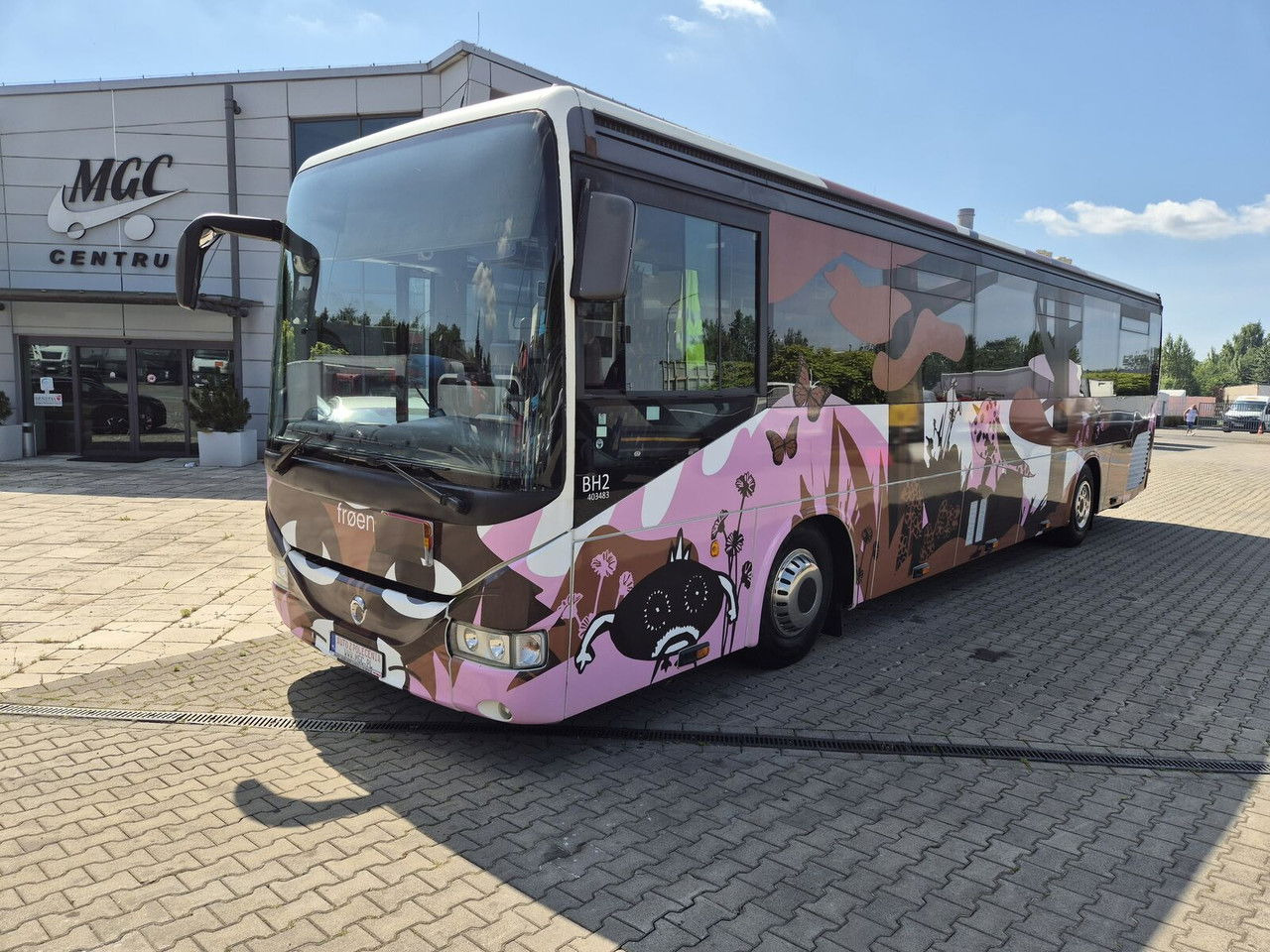 Irisbus Iveco 330 KM / Like Camper / Solar Panels - Bus: photos 1 Irisbus Iveco 330 KM / Like Camper / Solar Panels - Bus: photos 1