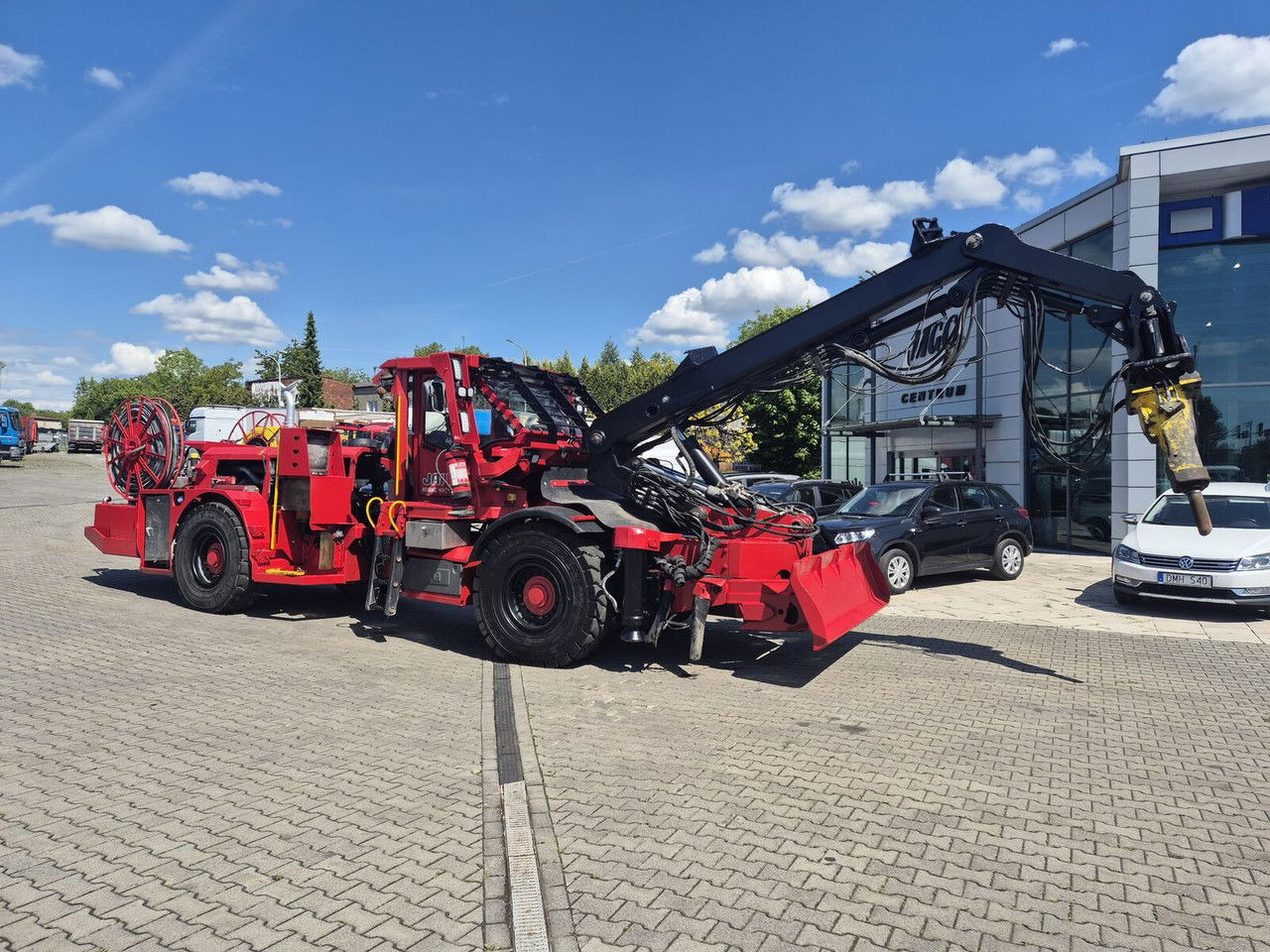 Diversen SBU8000 / Epirco Hammer / Scaler / Serviced Jama SBU8000 / Epirco Hamme Diversen SBU8000 / Epirco Hammer / Scaler / Serviced Jama SBU8000 / Epirco Hammer / Scaler / Serviced - Machine d'exploitation minière: photos 3 Diversen SBU8000 / Epirco Hammer / Scaler / Serviced Jama SBU8000 / Epirco Hamme Diversen SBU8000 / Epirco Hammer / Scaler / Serviced Jama SBU8000 / Epirco Hammer / Scaler / Serviced - Machine d'exploitation minière: photos 3
