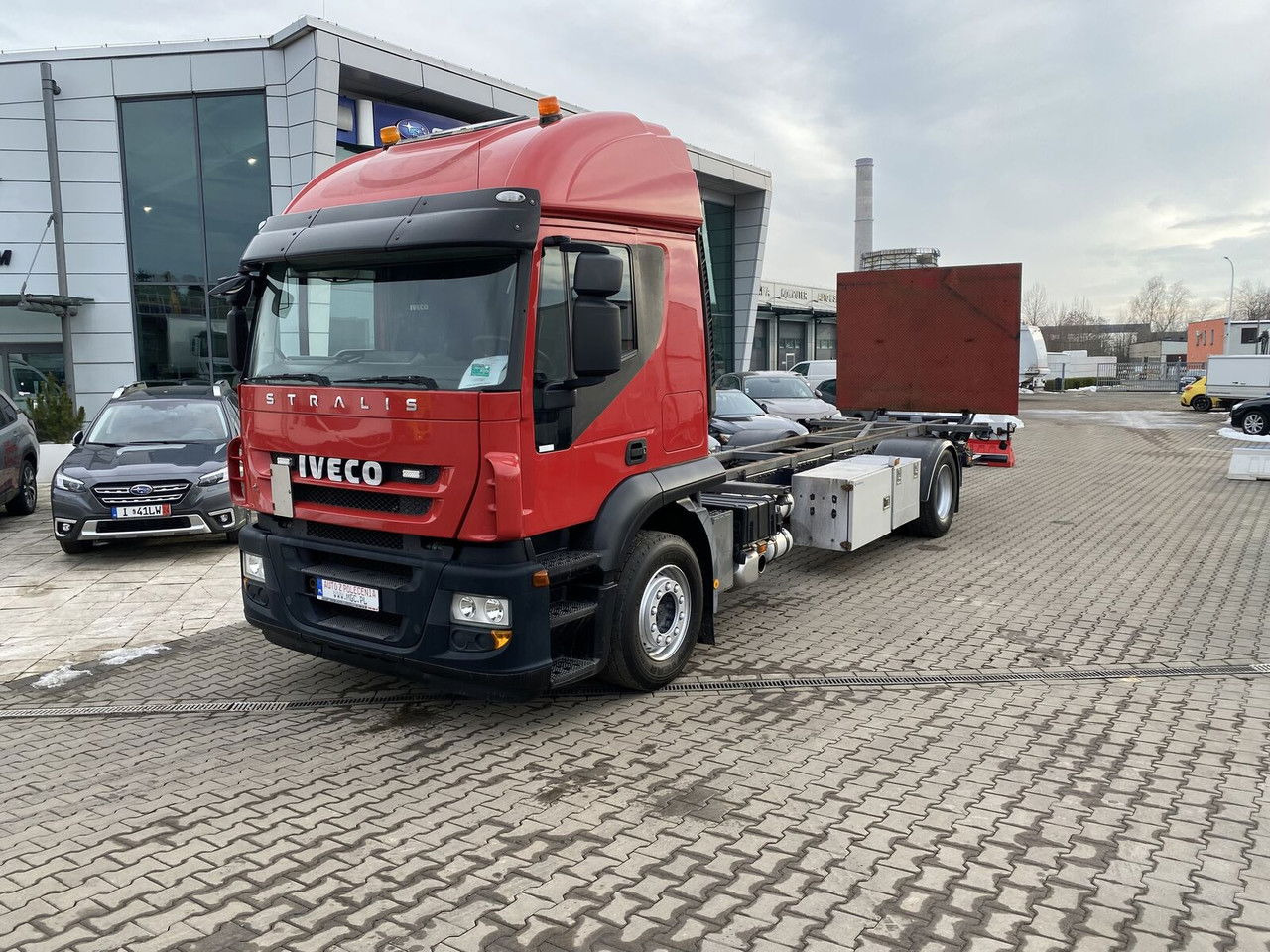 IVECO Stralis 360 AT 190 / Euro 5 / NEW Service / Long Frame - Châssis cabine: photos 1 IVECO Stralis 360 AT 190 / Euro 5 / NEW Service / Long Frame - Châssis cabine: photos 1