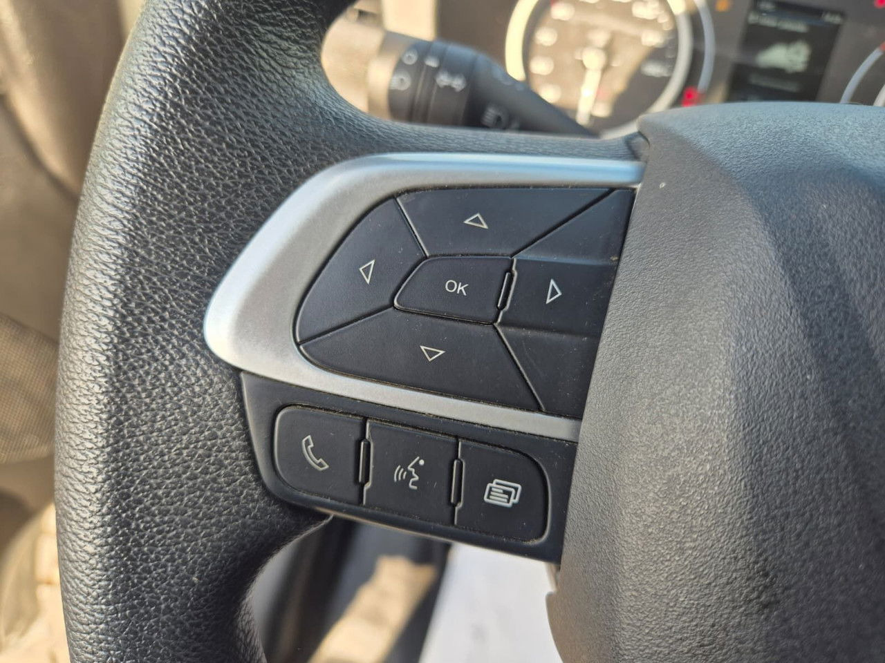 Iveco Daily 35S14 L4H3 / 1 Owner / Works Great en crédit-bail Iveco Daily 35S14 L4H3 / 1 Owner / Works Great: photos 18