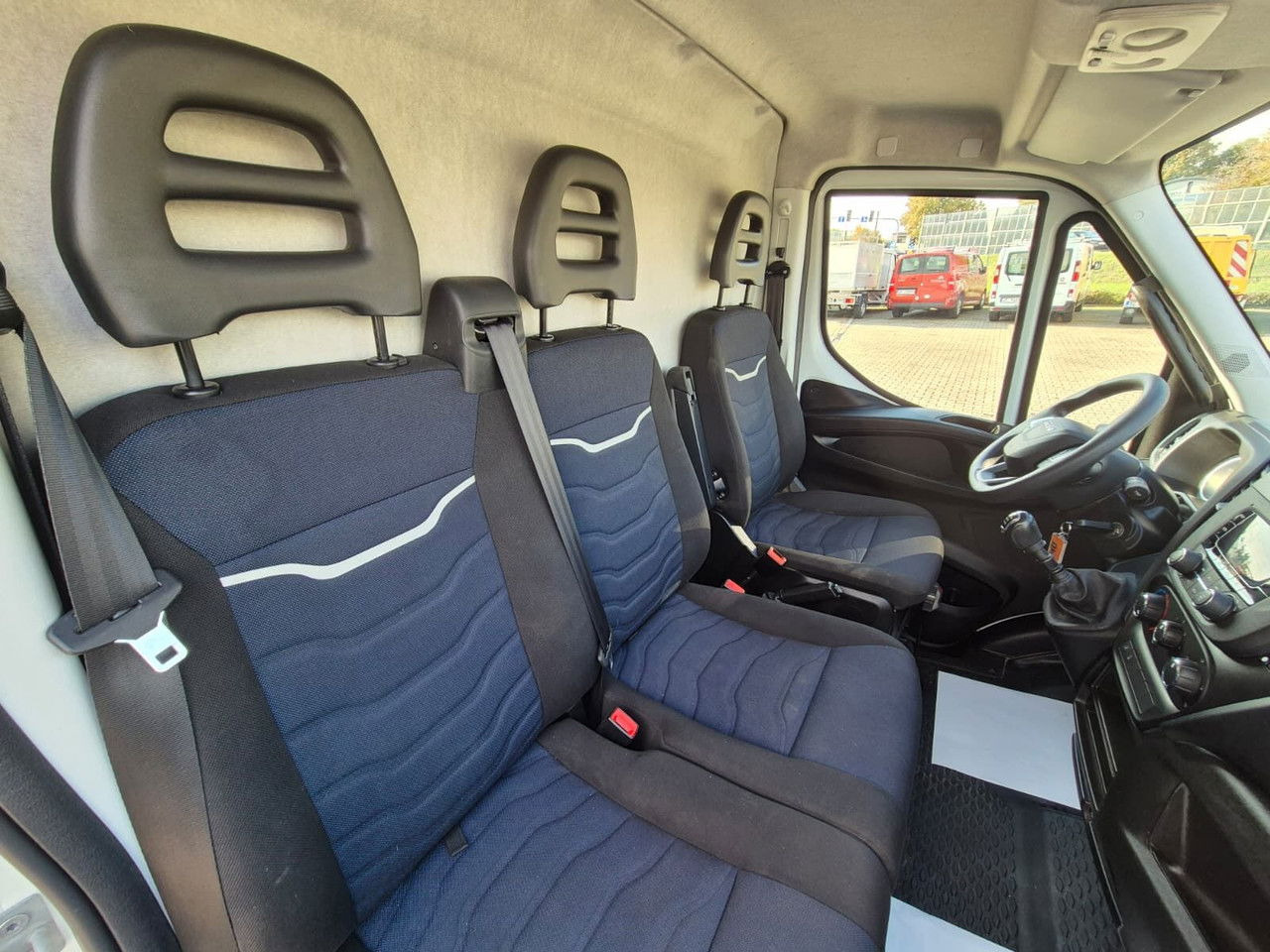 Iveco Daily 35S14 L4H3 / 1 Owner / Works Great en crédit-bail Iveco Daily 35S14 L4H3 / 1 Owner / Works Great: photos 21