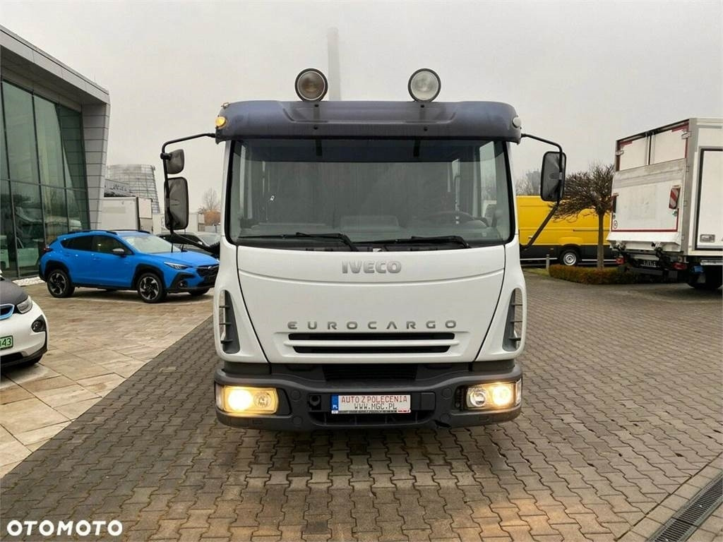 Iveco EuroCargo ML80E17 / HDS HMF / 1 OWNER / DOKA - Camion plateau: photos 3 Iveco EuroCargo ML80E17 / HDS HMF / 1 OWNER / DOKA - Camion plateau: photos 3
