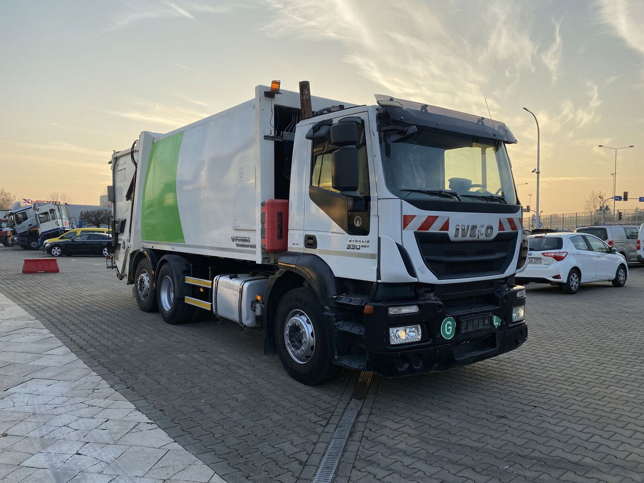 Iveco Stralis 330 EEV / Faun Vario Press 11 27M3 / Service NEW / TOP - Benne à ordures ménagères: photos 1 Iveco Stralis 330 EEV / Faun Vario Press 11 27M3 / Service NEW / TOP - Benne à ordures ménagères: photos 1