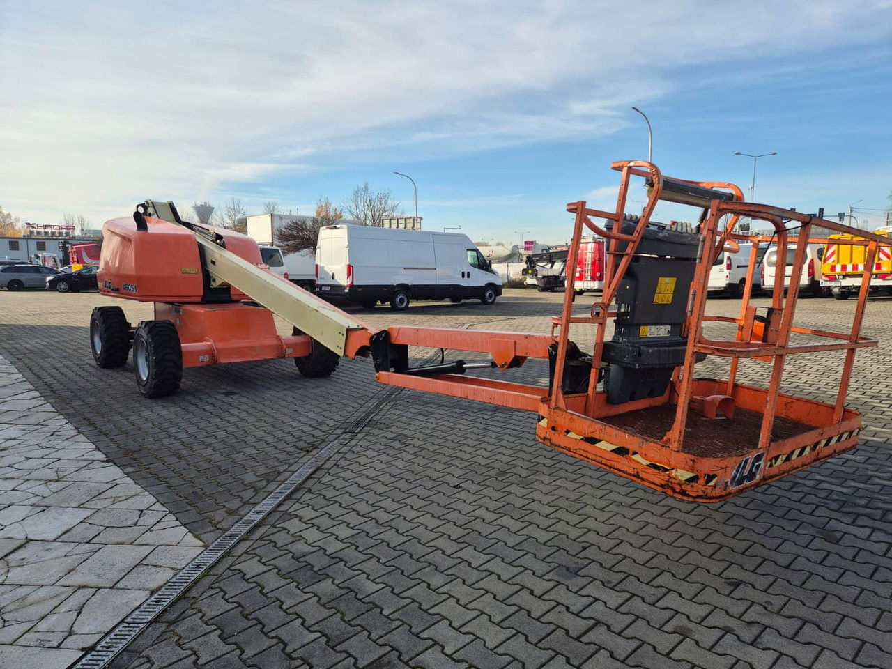 JLG 460SJ 4X4 / 1 Owner / Works Great - Nacelle articulée: photos 4 JLG 460SJ 4X4 / 1 Owner / Works Great - Nacelle articulée: photos 4