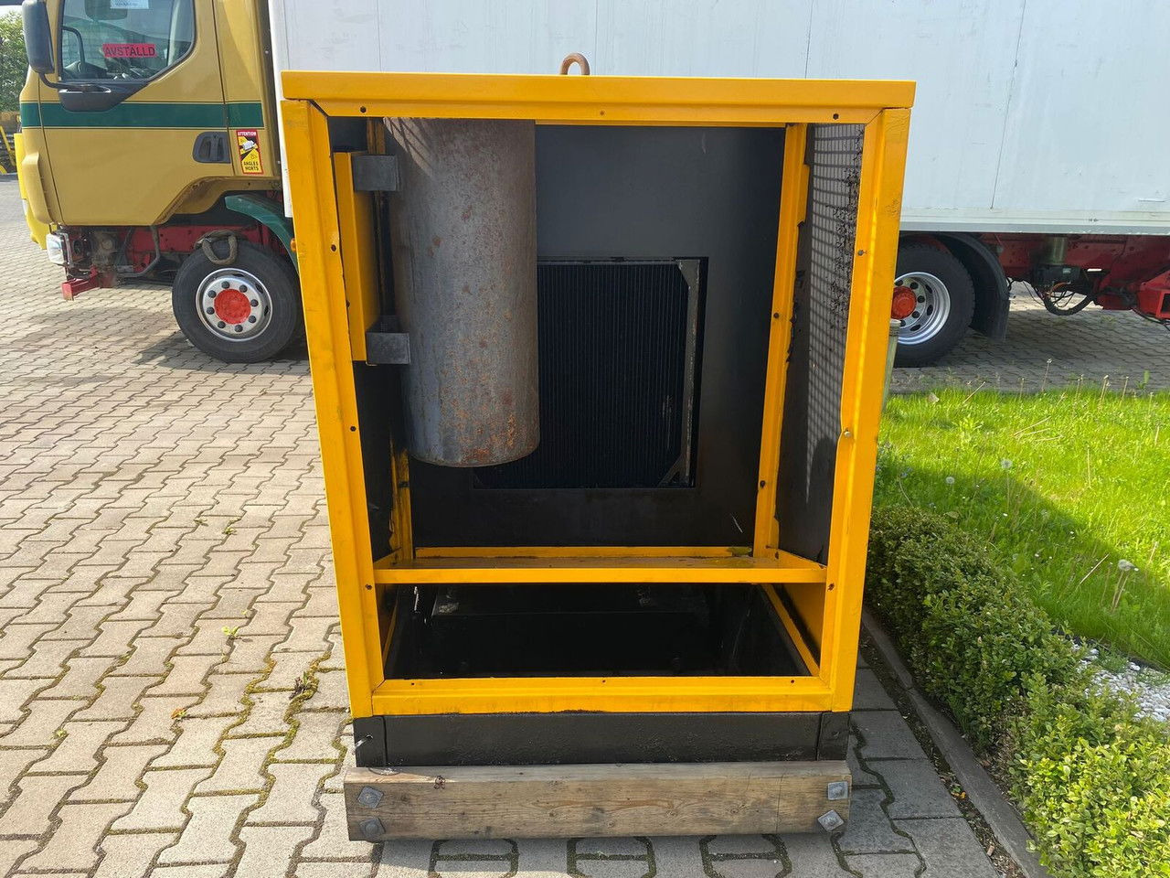 Groupe électrogène SDMO NS 60 W M / Works Great / 1 Owner: photos 17 Groupe électrogène SDMO NS 60 W M / Works Great / 1 Owner: photos 17