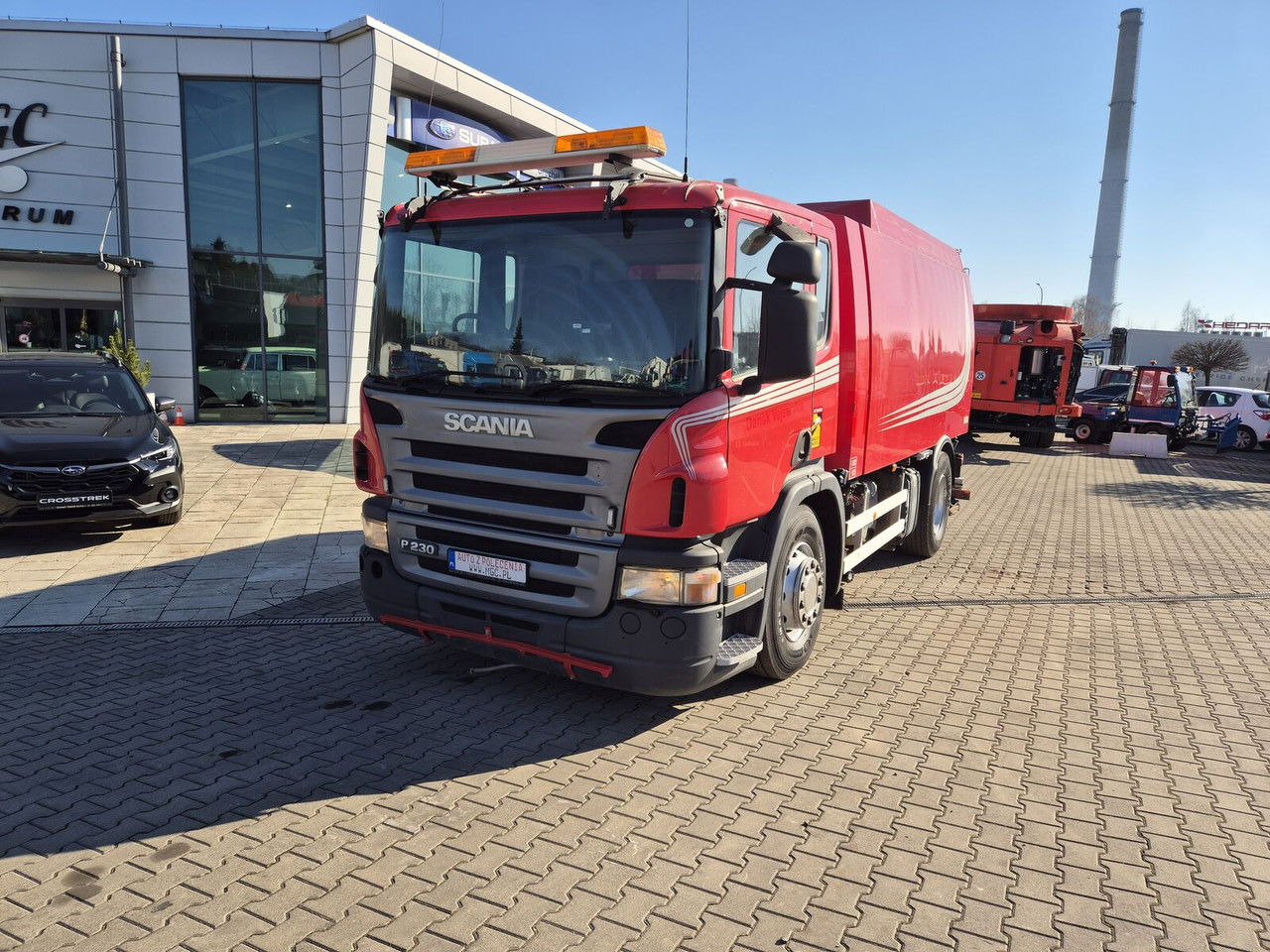 Scania P230 4X2 / Sweeper / Johnston VX800 / Sprayer / LOW Mileage / - Balayeuse de voirie: photos 2 Scania P230 4X2 / Sweeper / Johnston VX800 / Sprayer / LOW Mileage / - Balayeuse de voirie: photos 2