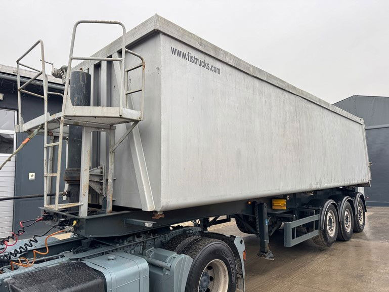 Carnehl 3-Axle Tipper Trailer - 50m3 - Semi-remorque benne: photos 1 Carnehl 3-Axle Tipper Trailer - 50m3 - Semi-remorque benne: photos 1