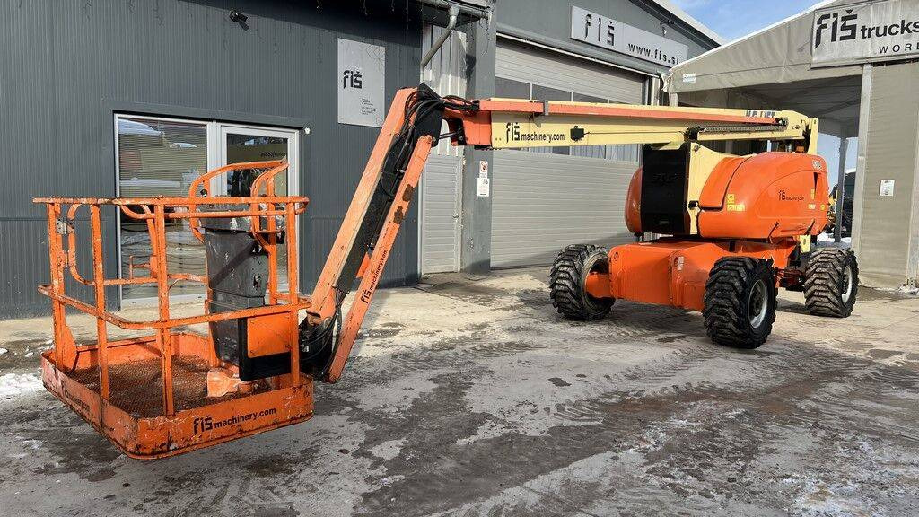 JLG 800 AJ - 2012 Year - 4495 Hours - 26M - Nacelle articulée: photos 1 JLG 800 AJ - 2012 Year - 4495 Hours - 26M - Nacelle articulée: photos 1