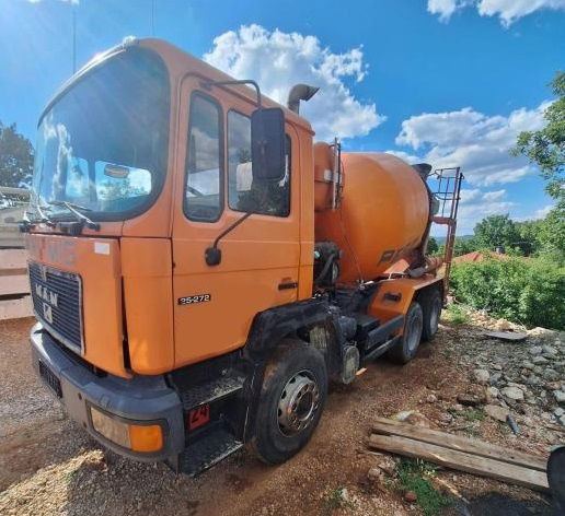MAN 25.272 6x4 7m3 mixer - Camion malaxeur: photos 1 MAN 25.272 6x4 7m3 mixer - Camion malaxeur: photos 1