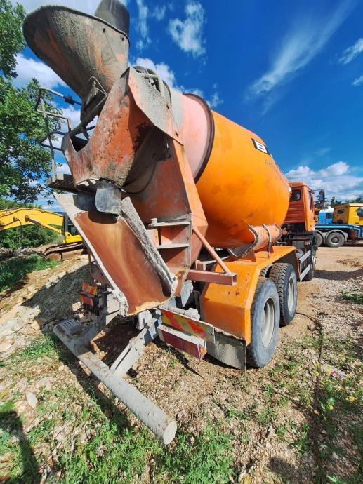 MAN 25.272 6x4 7m3 mixer - Camion malaxeur: photos 4 MAN 25.272 6x4 7m3 mixer - Camion malaxeur: photos 4