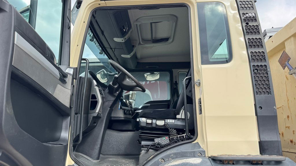 Camion benne MAN TGS 26.540 6X4 bordmatic meiller tipper: photos 24