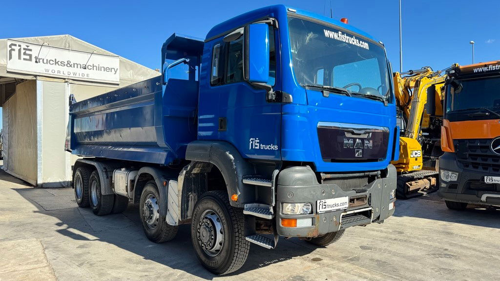 MAN TGS 41.540 8x6 dumper tipper - spring - Camion benne: photos 3 MAN TGS 41.540 8x6 dumper tipper - spring - Camion benne: photos 3