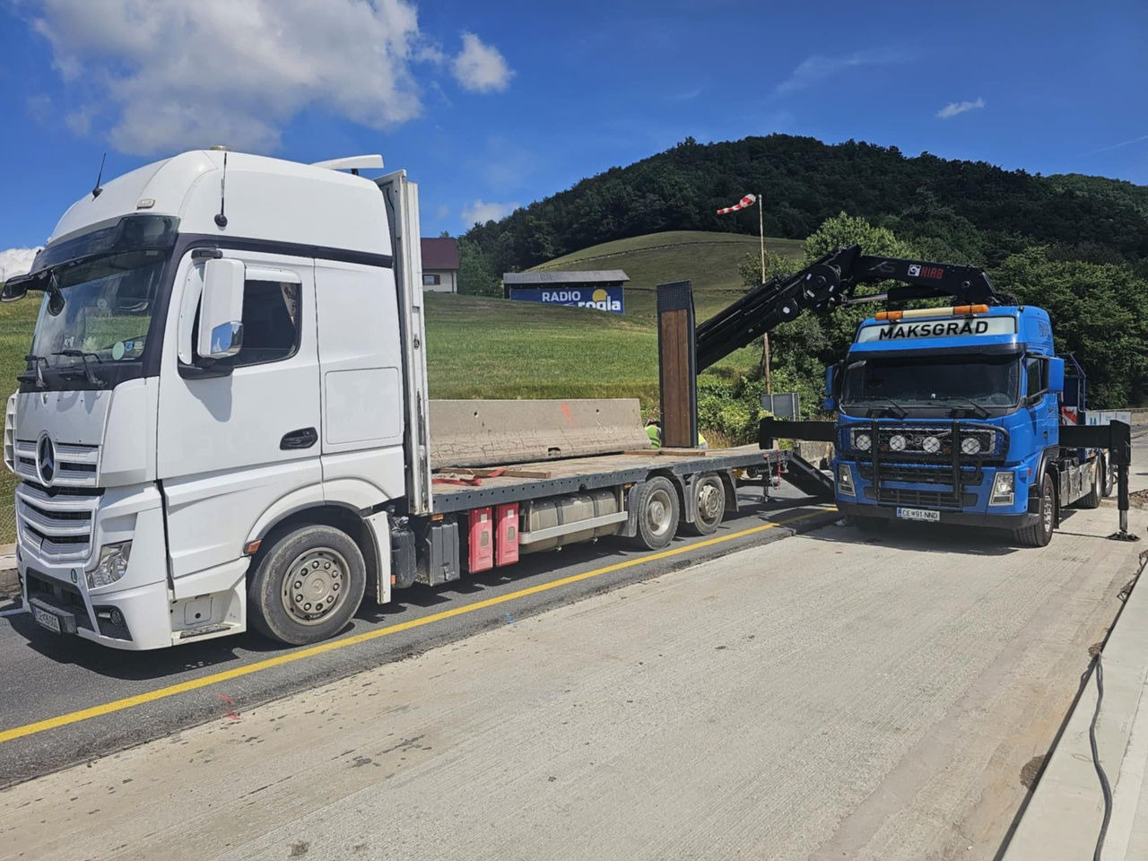 Mercedes-Benz Actros 2545 6x2 transporter - steering axle - 7.8M - Camion porte-voitures: photos 3 Mercedes-Benz Actros 2545 6x2 transporter - steering axle - 7.8M - Camion porte-voitures: photos 3