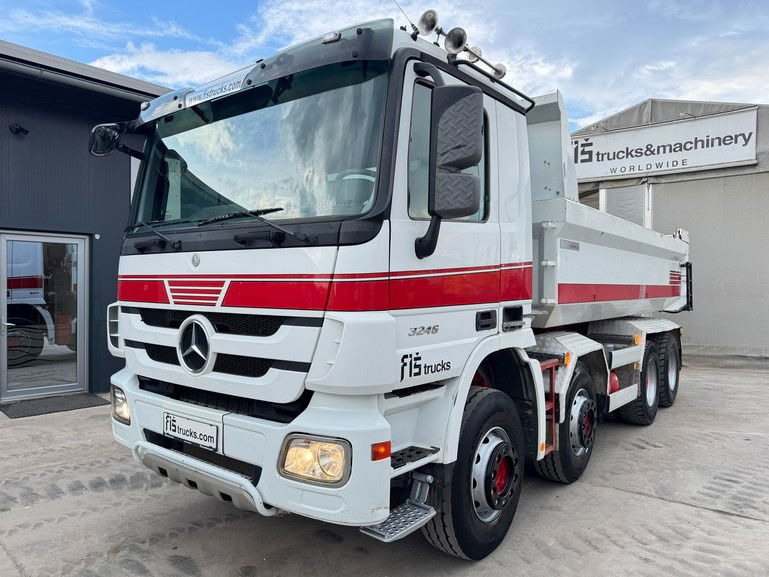 Mercedes-Benz Actros 3246 8X4 mulda tipper - retarder - hydr. back door - Camion benne: photos 1 Mercedes-Benz Actros 3246 8X4 mulda tipper - retarder - hydr. back door - Camion benne: photos 1