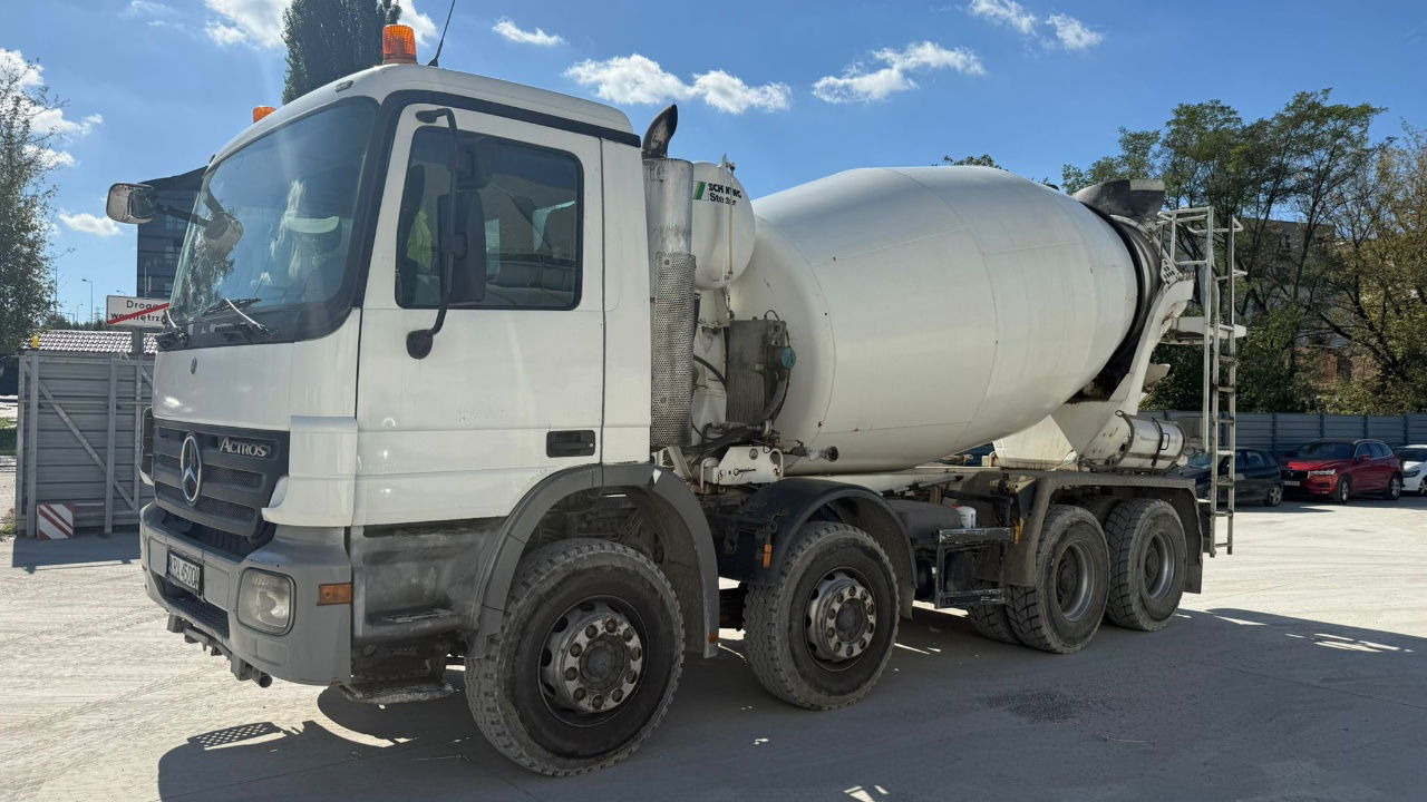 Mercedes-Benz Actros 3532 8x4 beton Schwing mixer 10m3 - Camion malaxeur: photos 2 Mercedes-Benz Actros 3532 8x4 beton Schwing mixer 10m3 - Camion malaxeur: photos 2