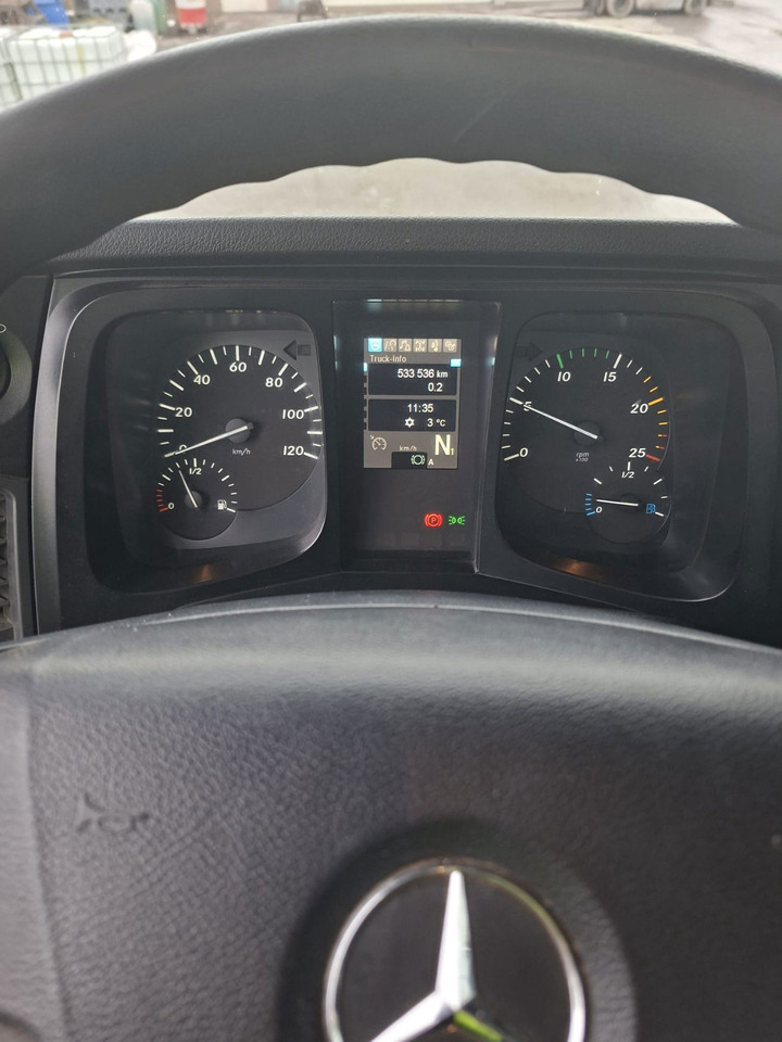 Camion benne Mercedes-Benz Arocs 2643 6X4 meiller bordmatic tipper: photos 12 Camion benne Mercedes-Benz Arocs 2643 6X4 meiller bordmatic tipper: photos 12