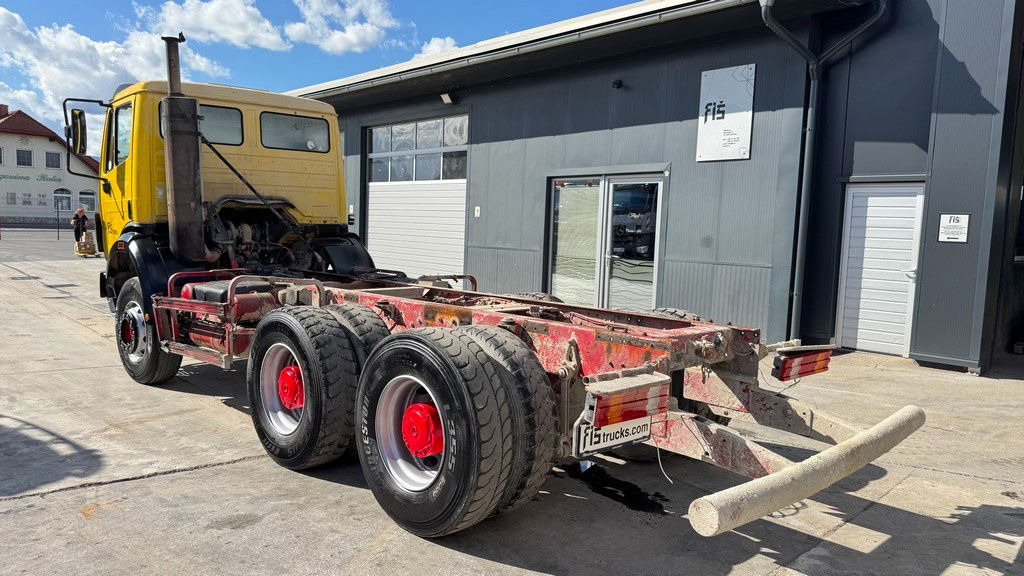 Mercedes-Benz SK 2627 6x4 chassis - V6 - full spring - Châssis cabine: photos 5 Mercedes-Benz SK 2627 6x4 chassis - V6 - full spring - Châssis cabine: photos 5