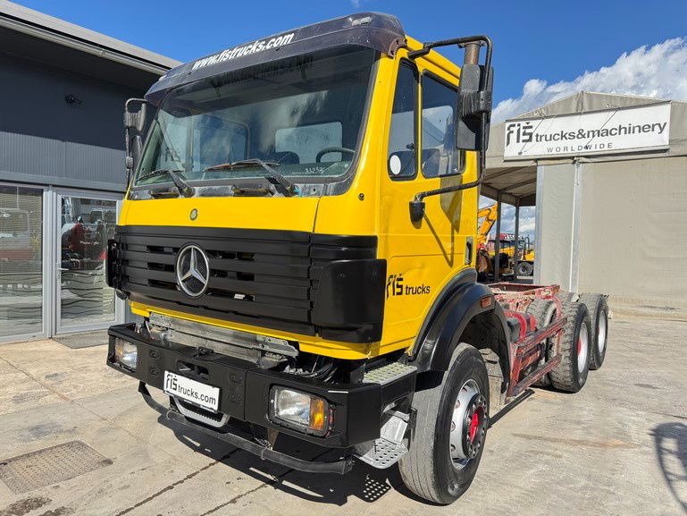 Mercedes-Benz SK 2627 6x4 chassis - V6 - full spring - Châssis cabine: photos 1 Mercedes-Benz SK 2627 6x4 chassis - V6 - full spring - Châssis cabine: photos 1