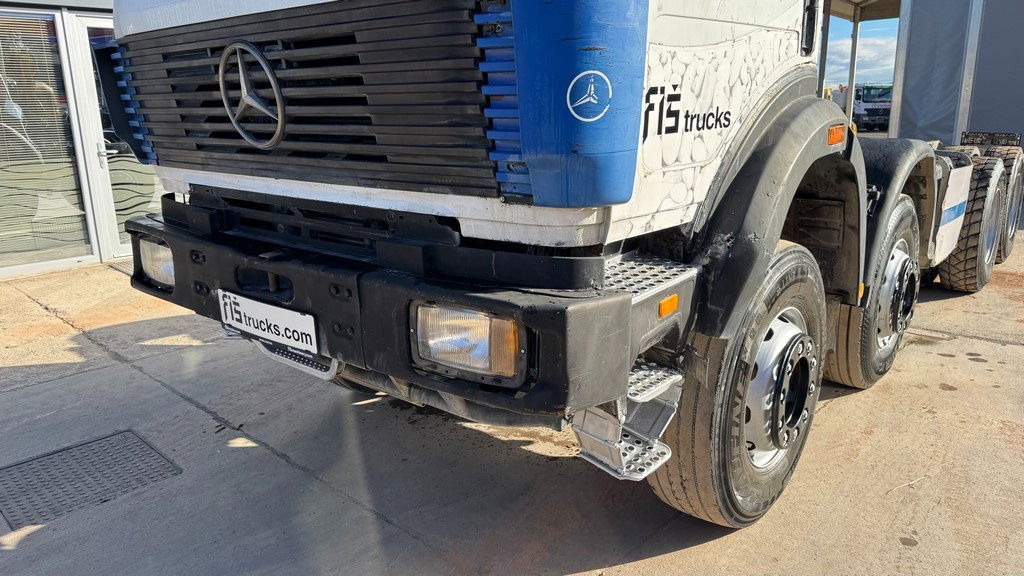 Mercedes-Benz SK 3234 8x4 chassis - Châssis cabine: photos 2 Mercedes-Benz SK 3234 8x4 chassis - Châssis cabine: photos 2