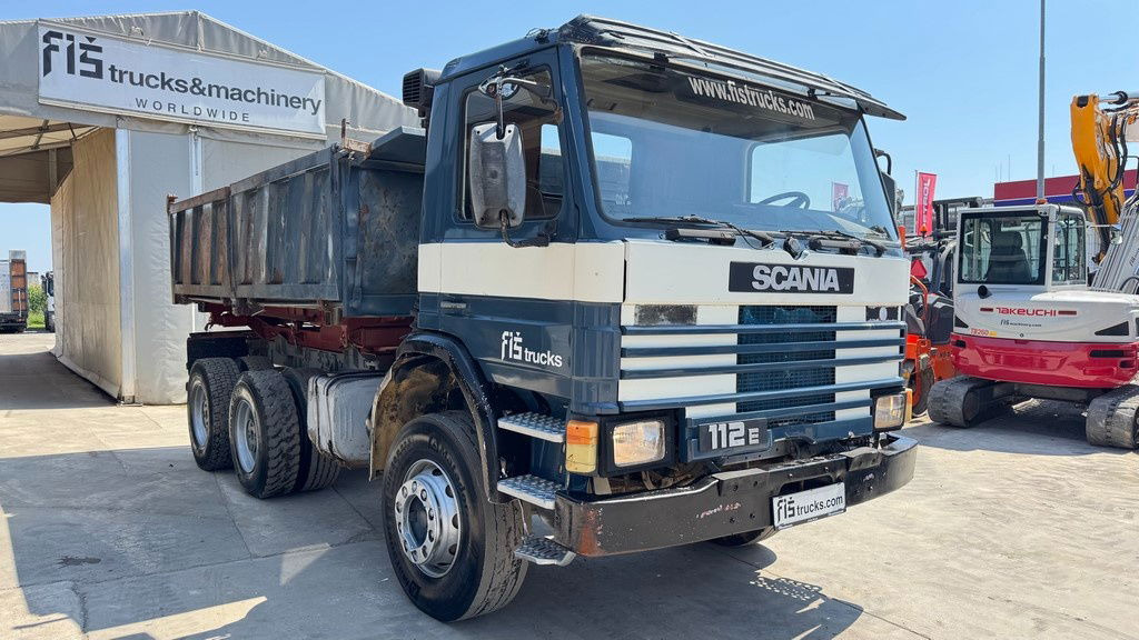 Scania 112 6x4 tipper - full spring - Camion benne: photos 3 Scania 112 6x4 tipper - full spring - Camion benne: photos 3