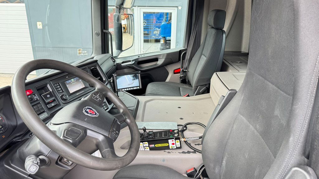 Camion porte-conteneur/ Caisse mobile Scania P 360 6x2 palfinger abroll tipper - steering axle: photos 28