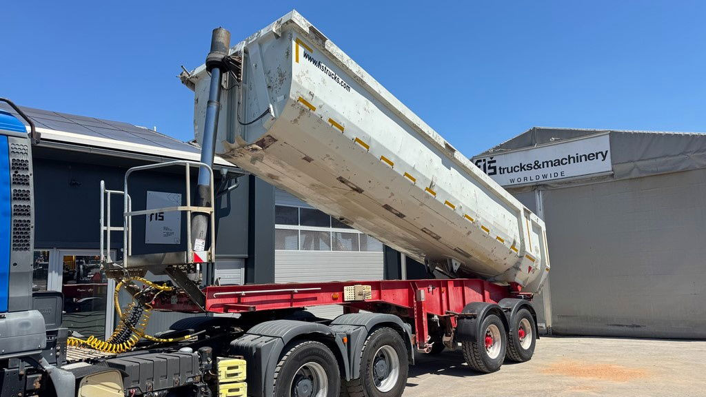 Schwarzmüller K202 2-Axle Tipper - Taurpaulin - Semi-remorque benne: photos 5 Schwarzmüller K202 2-Axle Tipper - Taurpaulin - Semi-remorque benne: photos 5