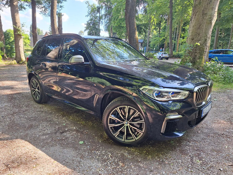 BMW X5 M50D X5 M50D - SUV: photos 4 BMW X5 M50D X5 M50D - SUV: photos 4