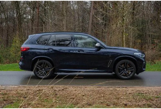 BMW X5 M50D X5 M50D - SUV: photos 1 BMW X5 M50D X5 M50D - SUV: photos 1