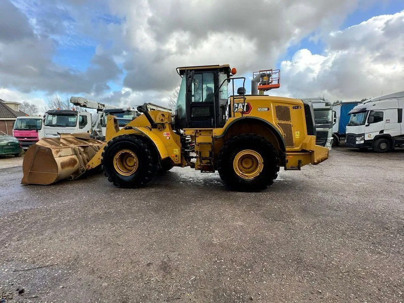 Caterpillar 950M Next Generation - Chargeuse sur pneus: photos 1 Caterpillar 950M Next Generation - Chargeuse sur pneus: photos 1