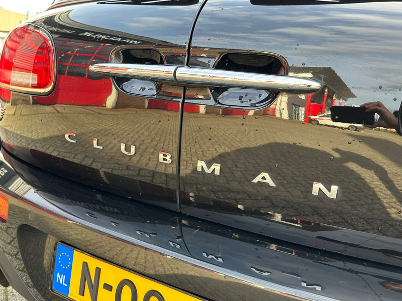 MINI Clubman ONE 1.5 APK 09-12-2027 Apple Carplay - Voiture: photos 5 MINI Clubman ONE 1.5 APK 09-12-2027 Apple Carplay - Voiture: photos 5