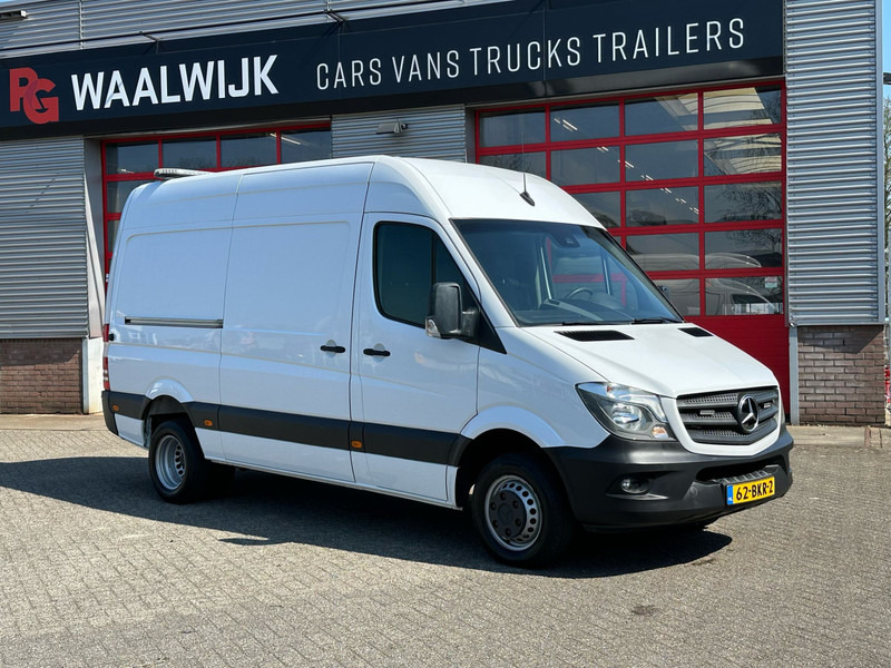 Mercedes-Benz Sprinter 519 cdi V6 - Camion fourgon: photos 1 Mercedes-Benz Sprinter 519 cdi V6 - Camion fourgon: photos 1