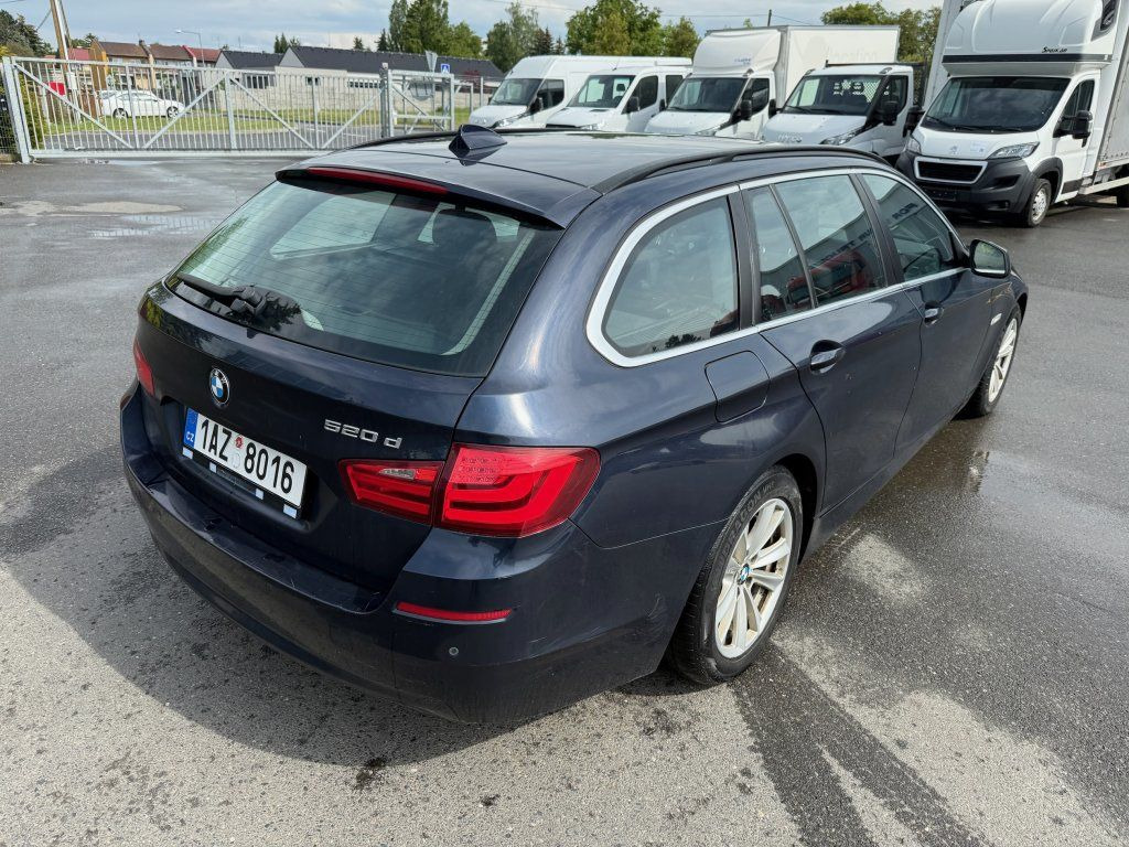 BMW 520D Touring F11 - Voiture: photos 5 BMW 520D Touring F11 - Voiture: photos 5